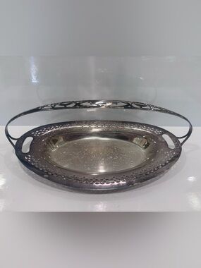 Vintage Oxford Silver Plated Brides Basket  W Swing Handle Pattern 265 1/2
